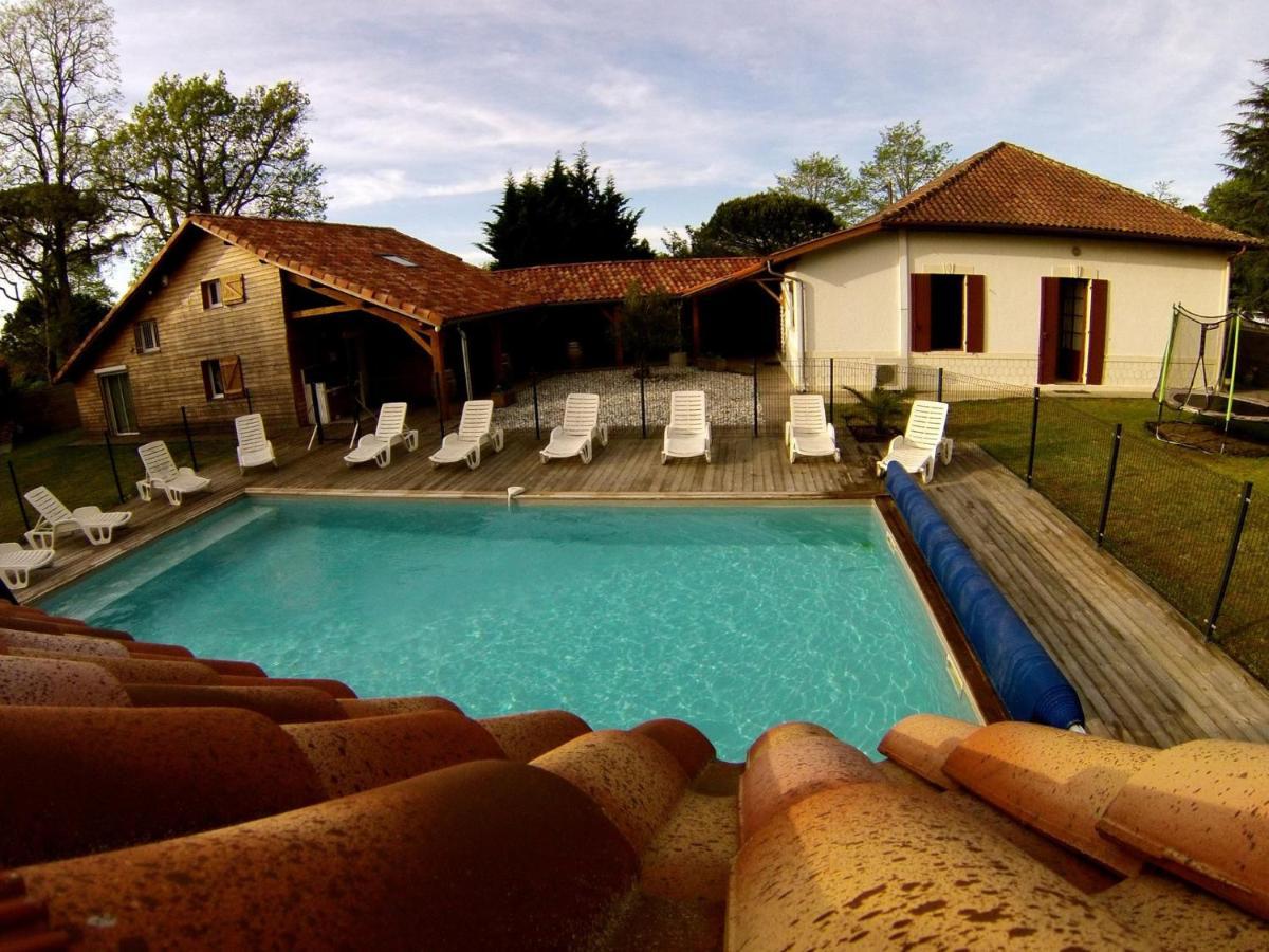 Ensemble De 3 Villas Avec Piscine Chauffee, Esprit Detente Сангине Екстериор снимка